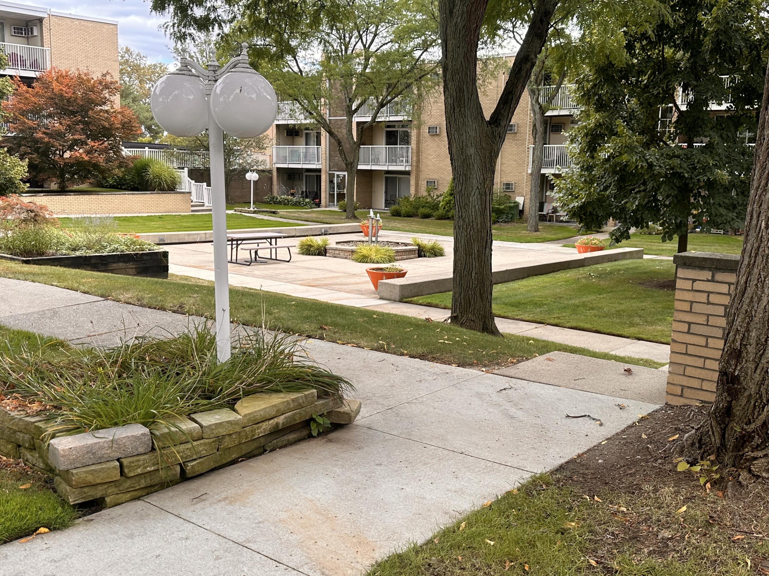 4921 N Crooks Road N-10