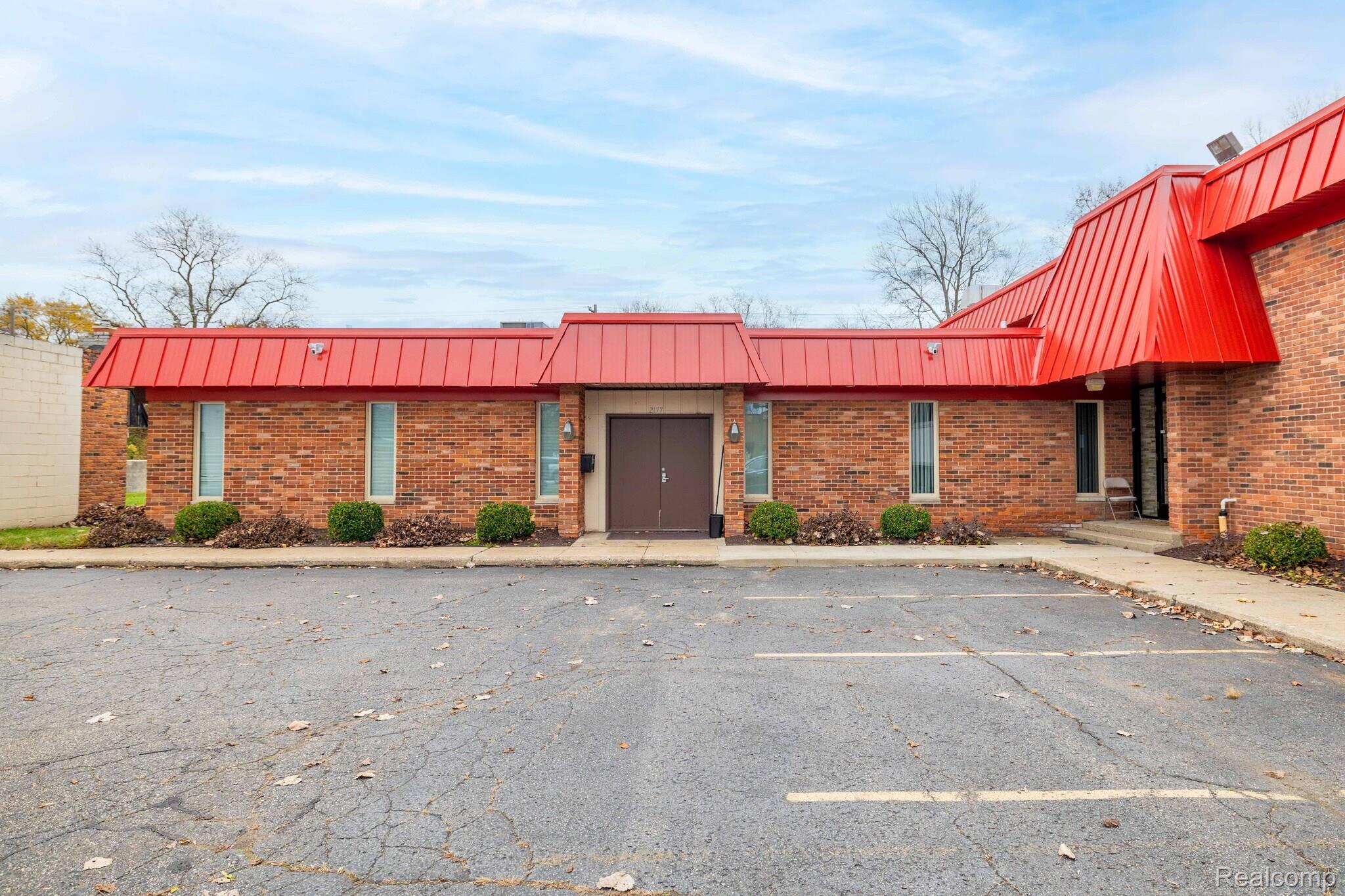 2177 Orchard Lake Road