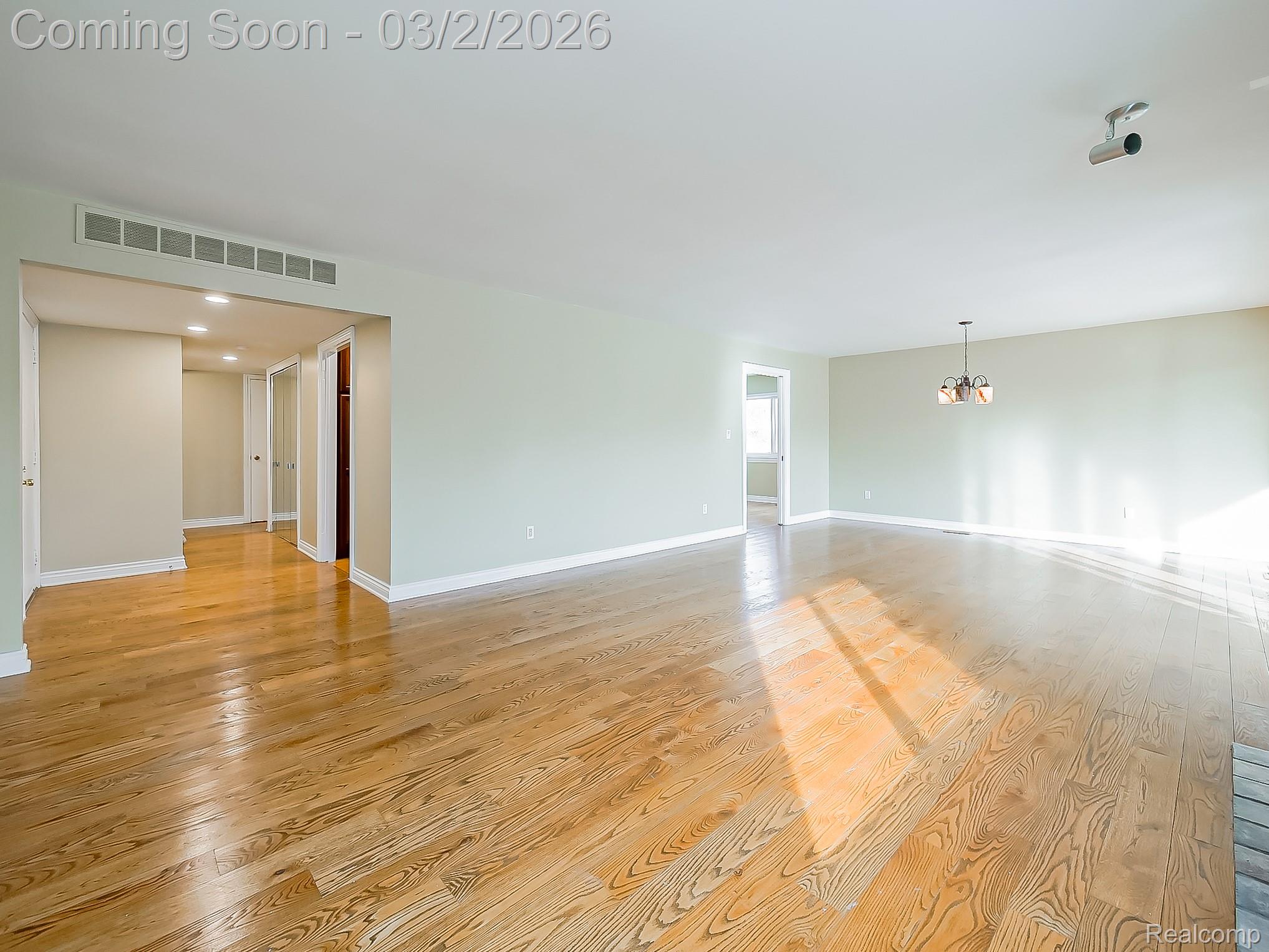 4411 Laurel Club Circle