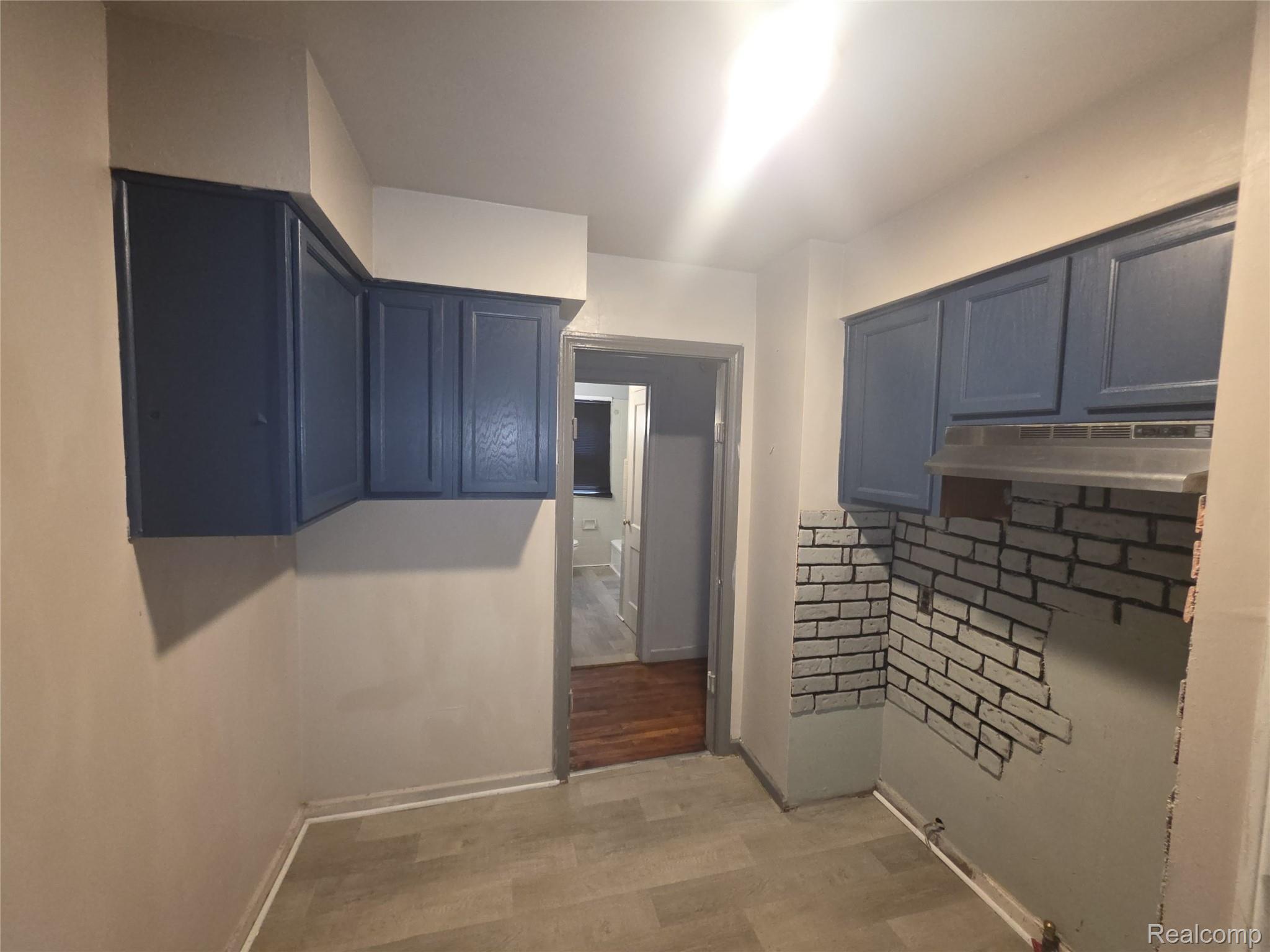 18945 Rosemont Avenue