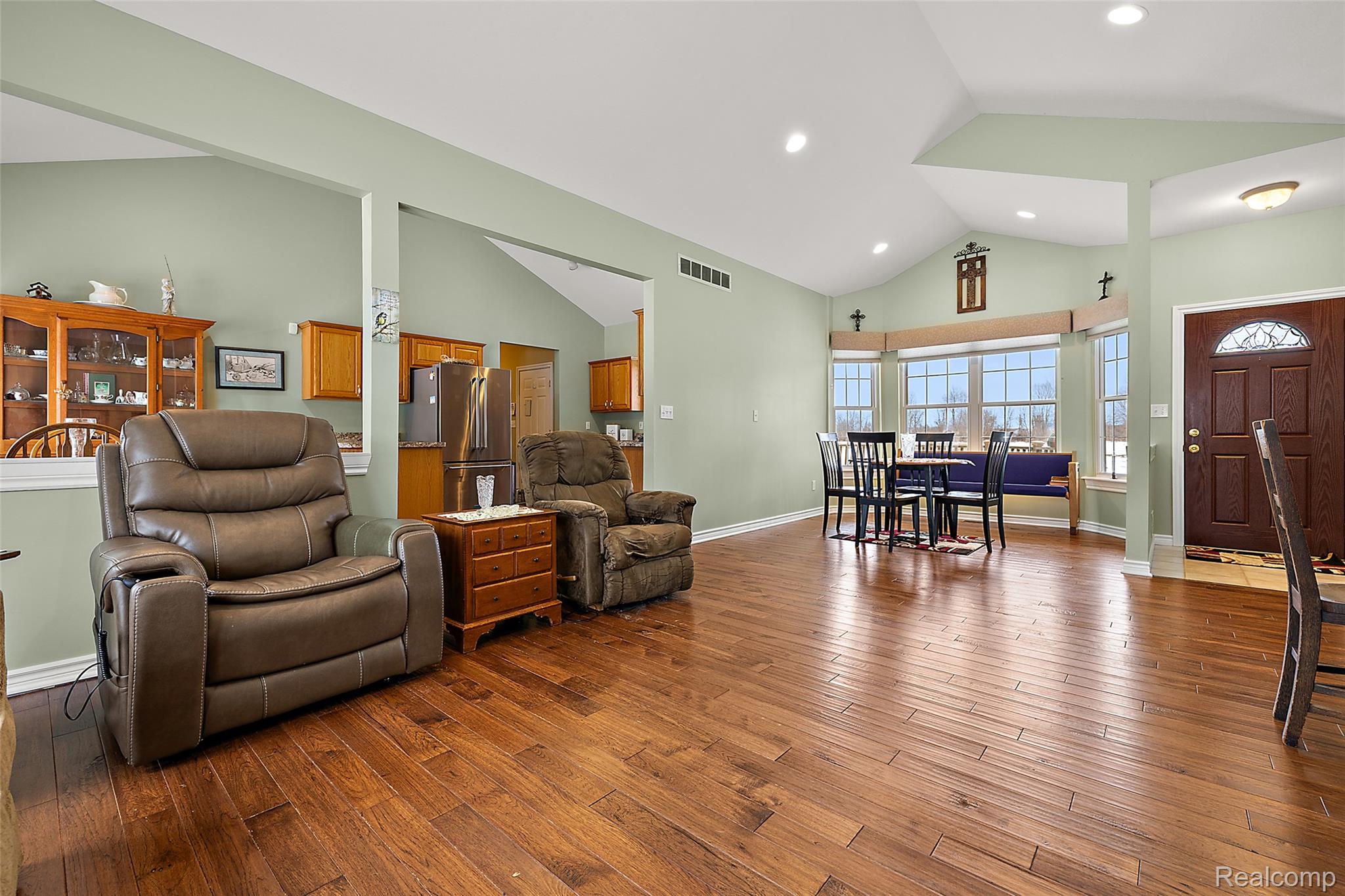 6140 Brookhaven Drive