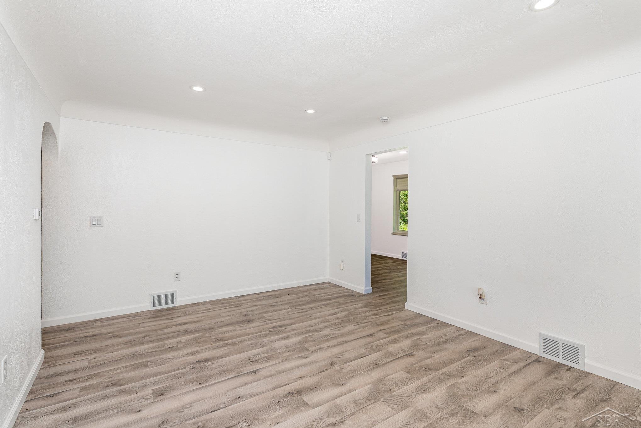 Saginaw City, Michigan 48601, United States, 3 Bedrooms Bedrooms, ,1 BathroomBathrooms,Residential,Active,150889