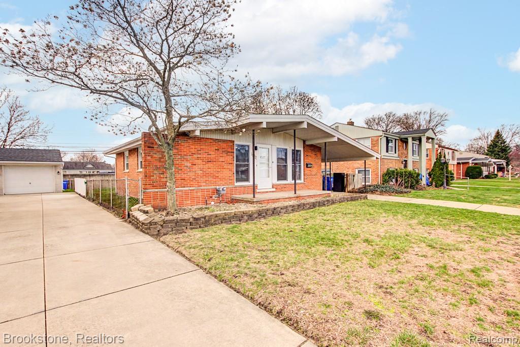 29242 Shirley Avenue