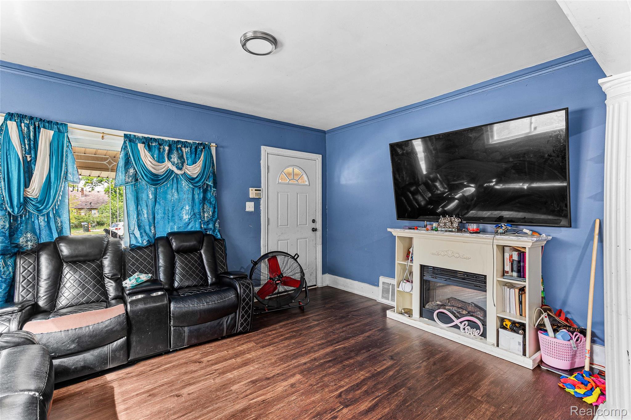 14600 Hubbell Street