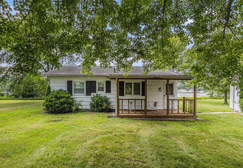 911 Dragon Shores Drive Kinderhook Township MI 49036