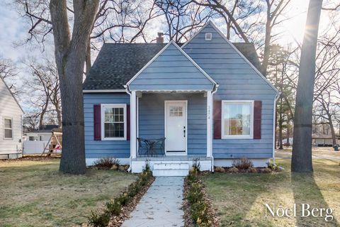 3474 Mccracken Street Norton Shores City MI 49441