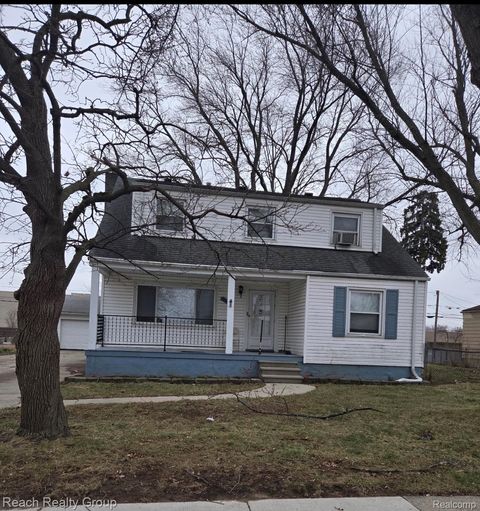 20010 Voiland Street Roseville City MI 48066