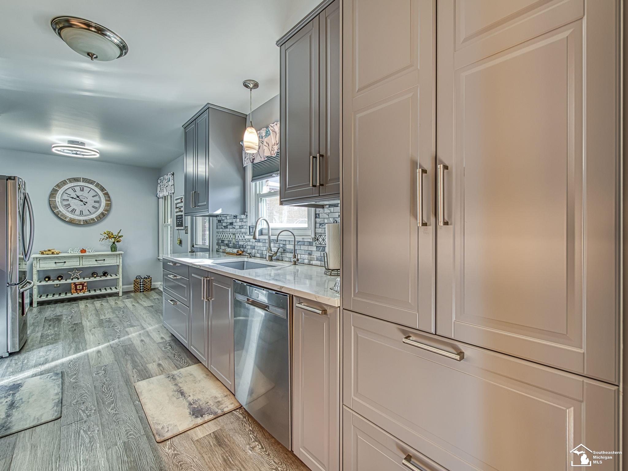 Monroe Charter Township, Michigan 48161, United States, 3 Bedrooms Bedrooms, ,3 BathroomsBathrooms,Residential,Active,240681