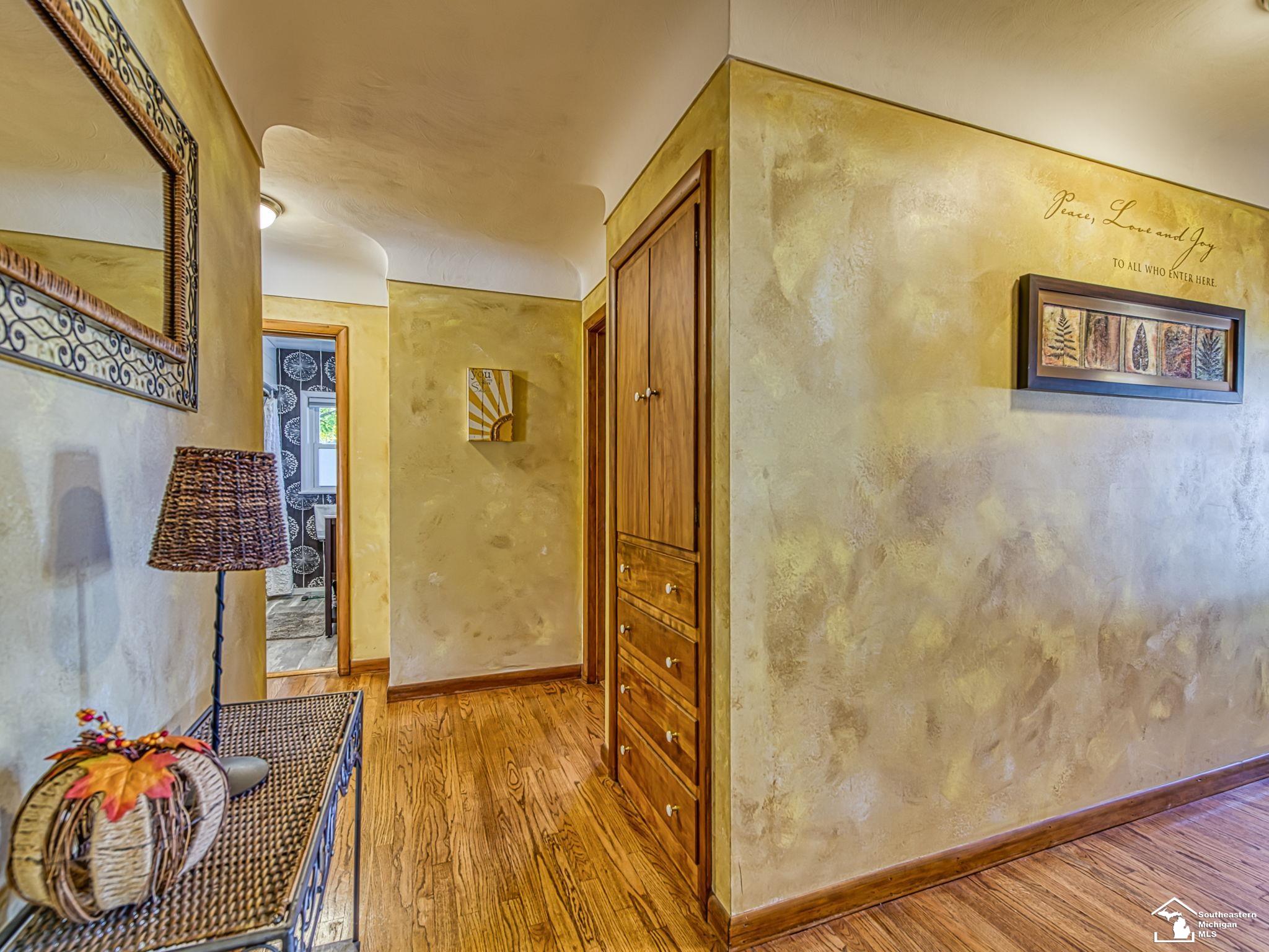 Monroe Charter Township, Michigan 48161, United States, 3 Bedrooms Bedrooms, ,3 BathroomsBathrooms,Residential,Active,240681