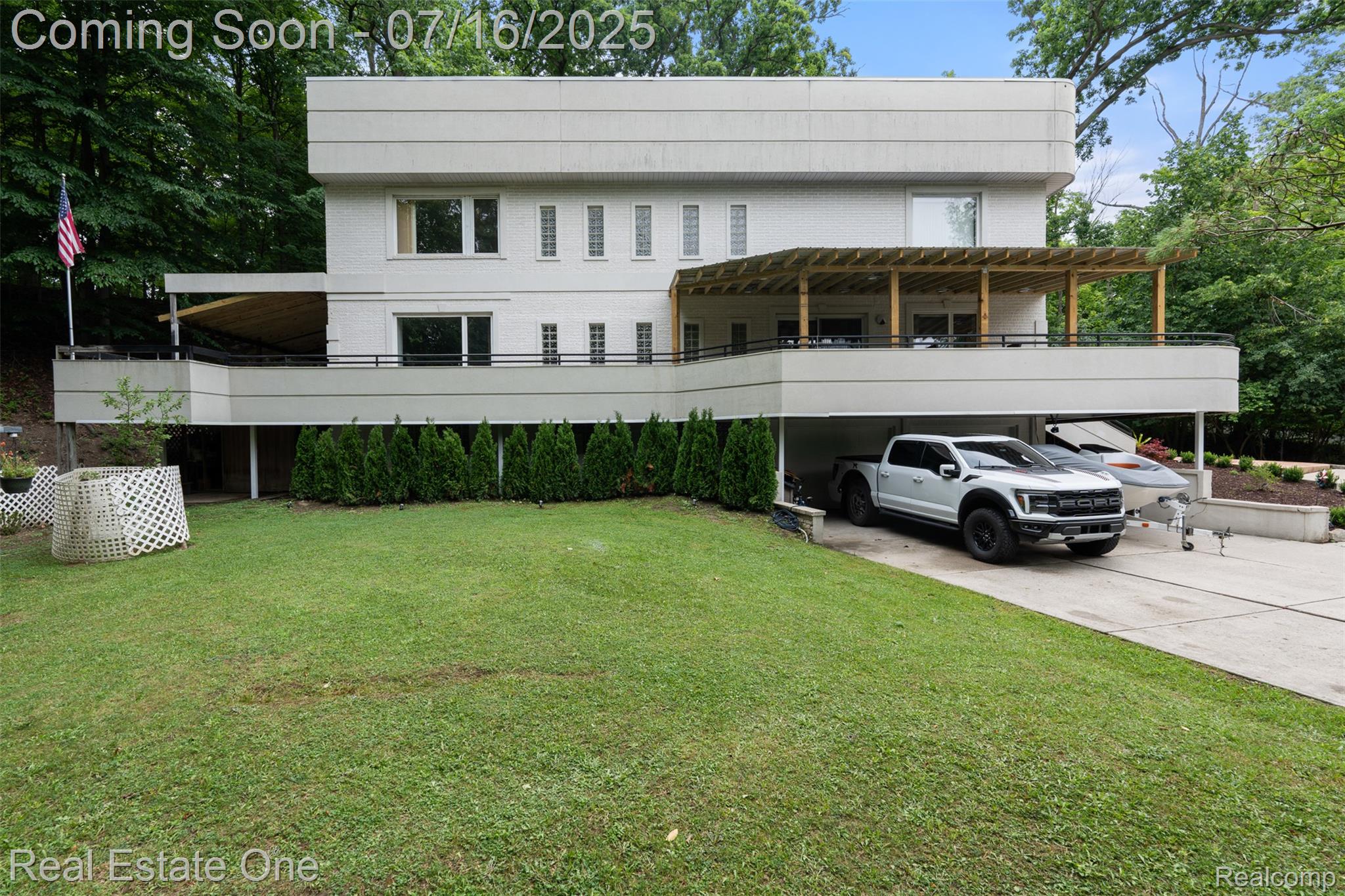 29230 WILDBROOK Drive