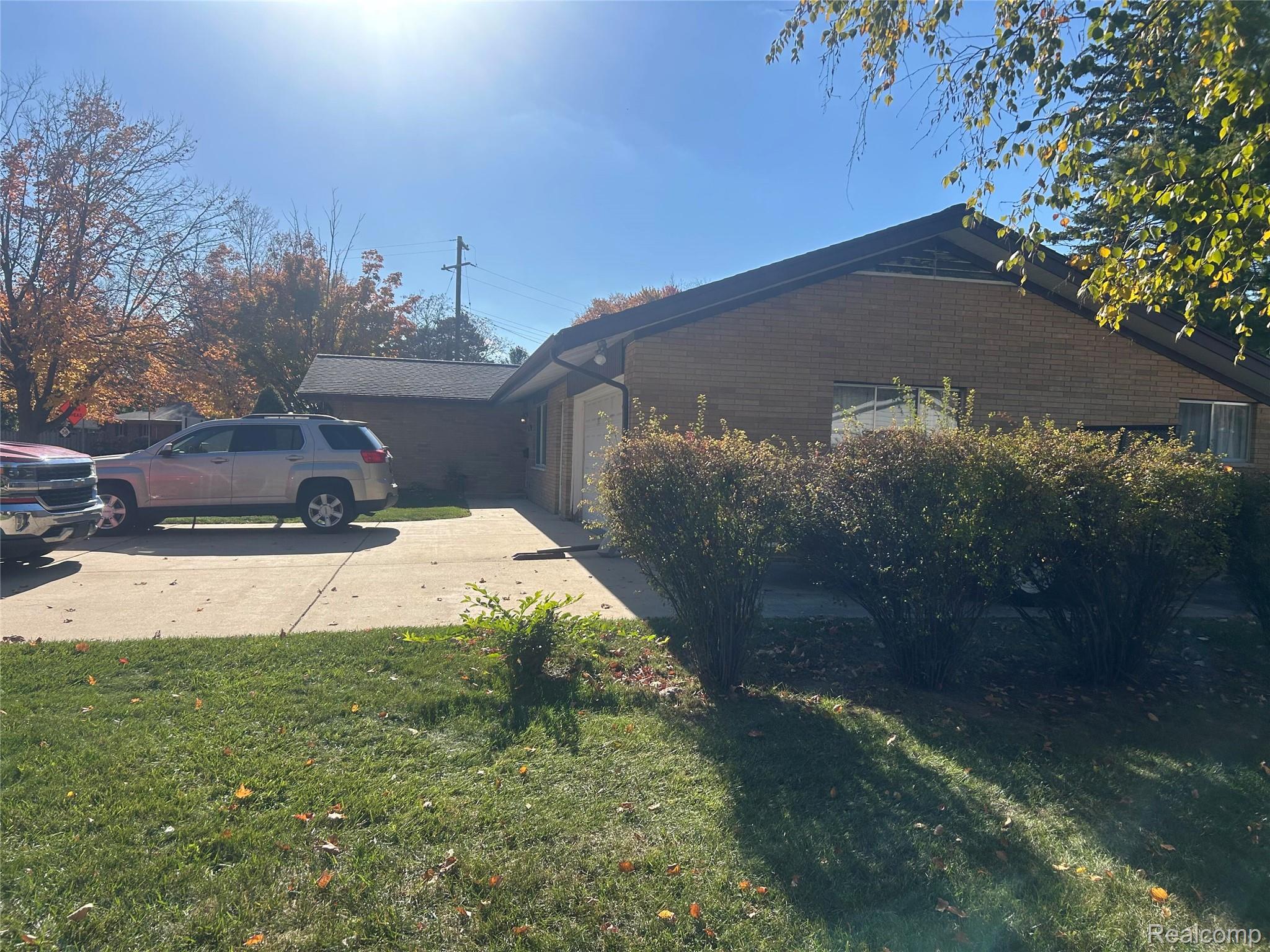 2325 Kipling Drive