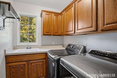 Tiny photo for 17179 Majestic Ridge, Grand Haven Charter Township, MI 49460 (MLS # 71026055768)