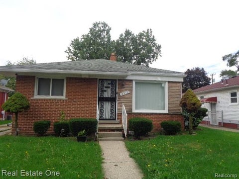 Photo for 18515 Saint Aubin Street