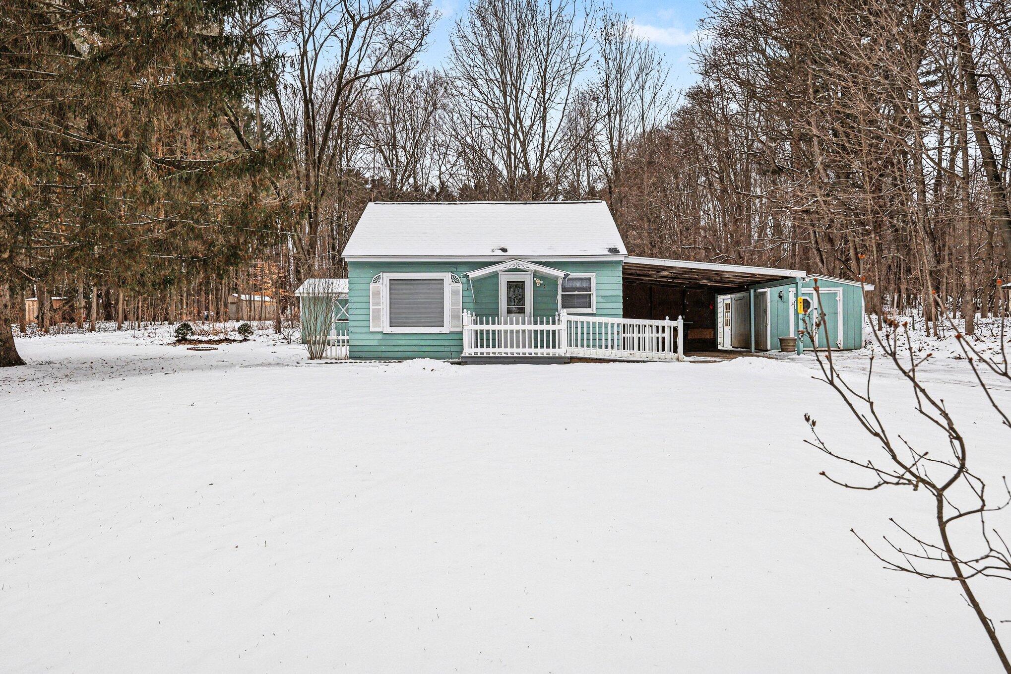 13249 Algoma Avenue NE