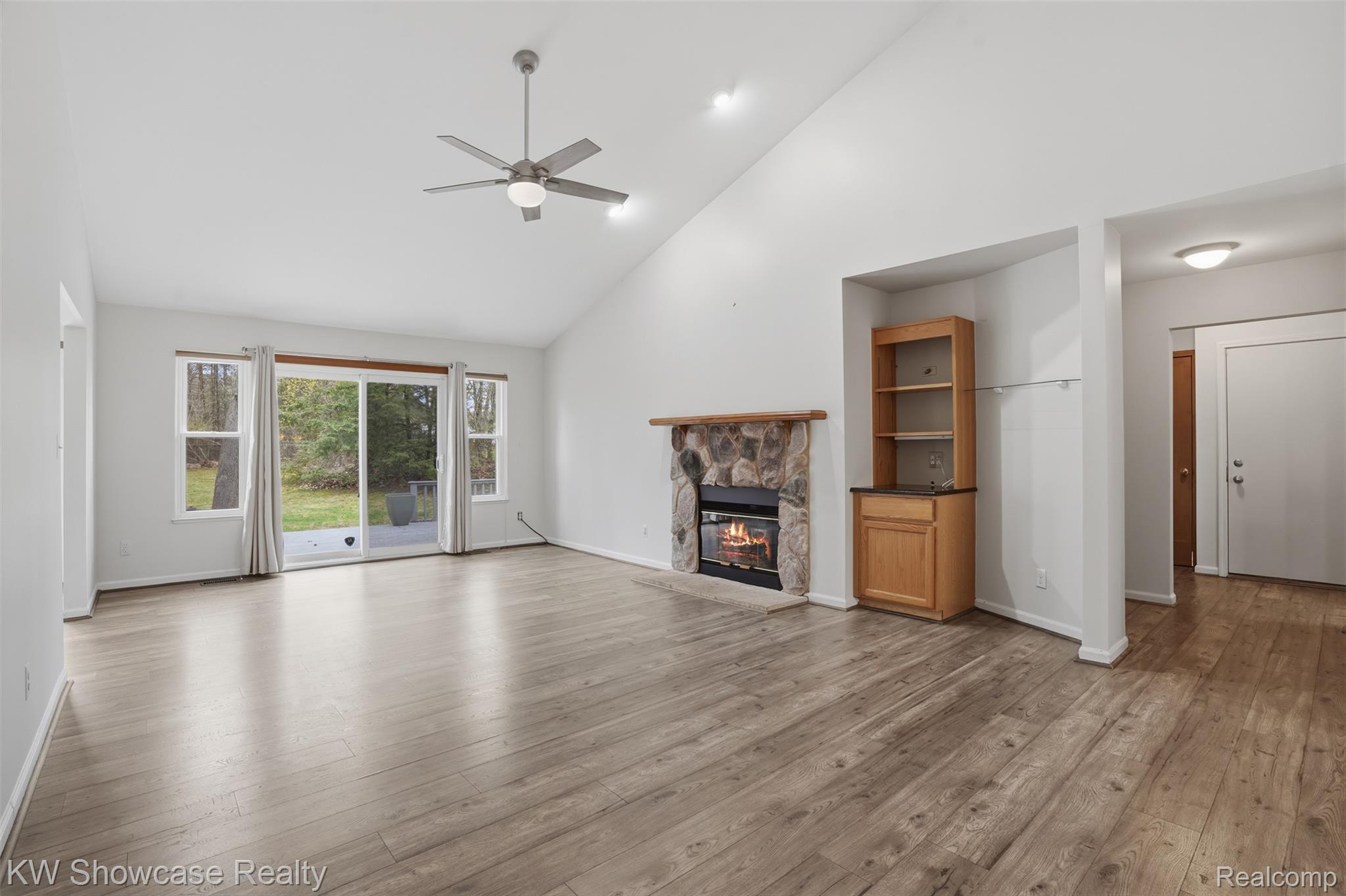 9842 Cedar Island Road