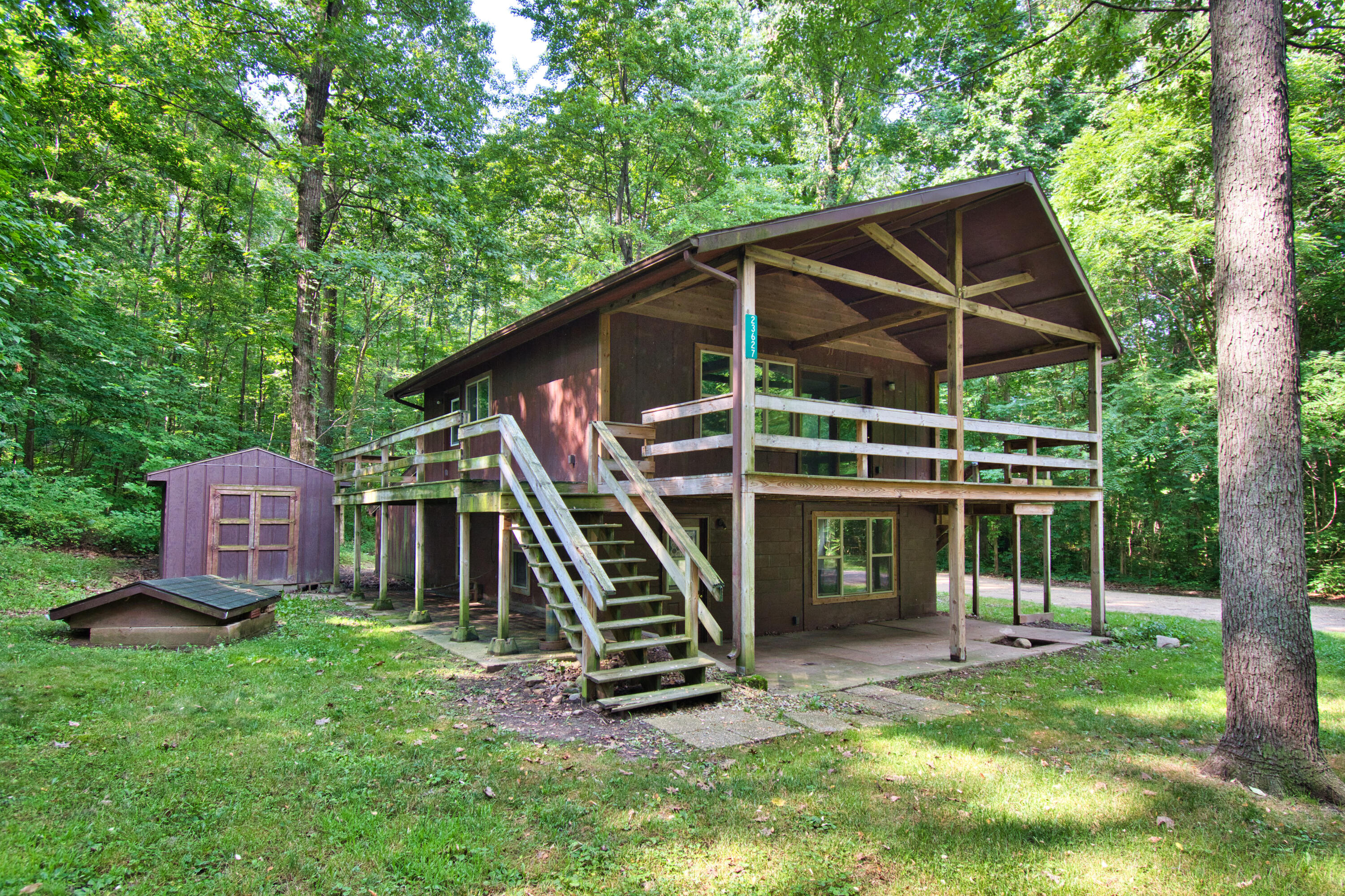 23627 Glenwood Drive