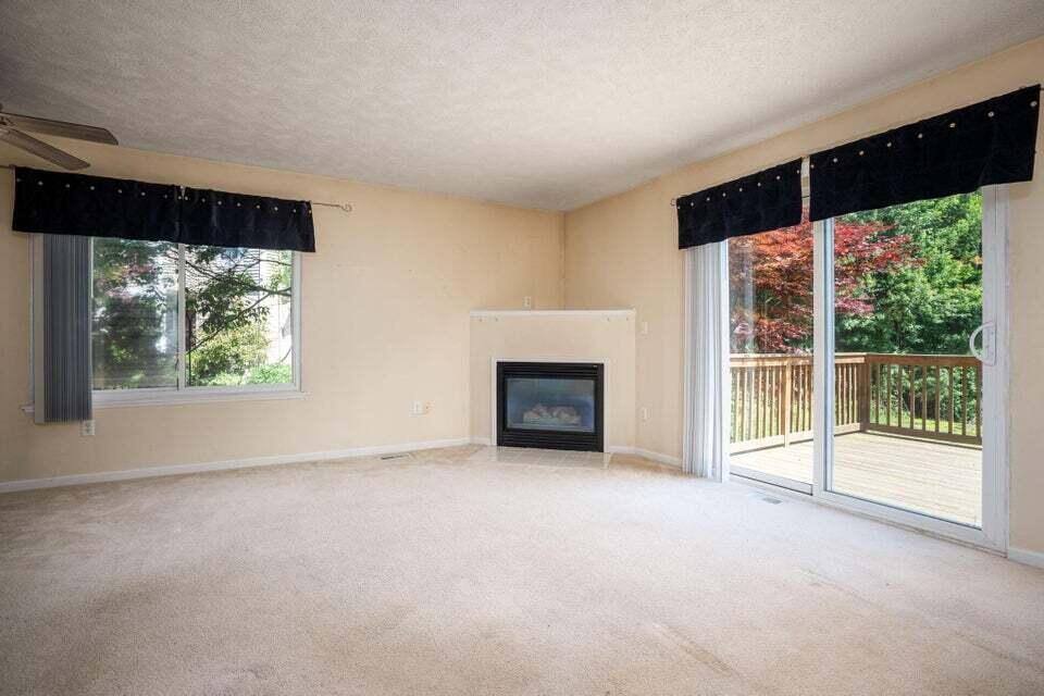970 Ada Place Drive SE
