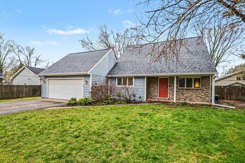 Photo of 3342 Washington Avenue, St Joseph Charter Township, MI 49085 (MLS # 69026014801)