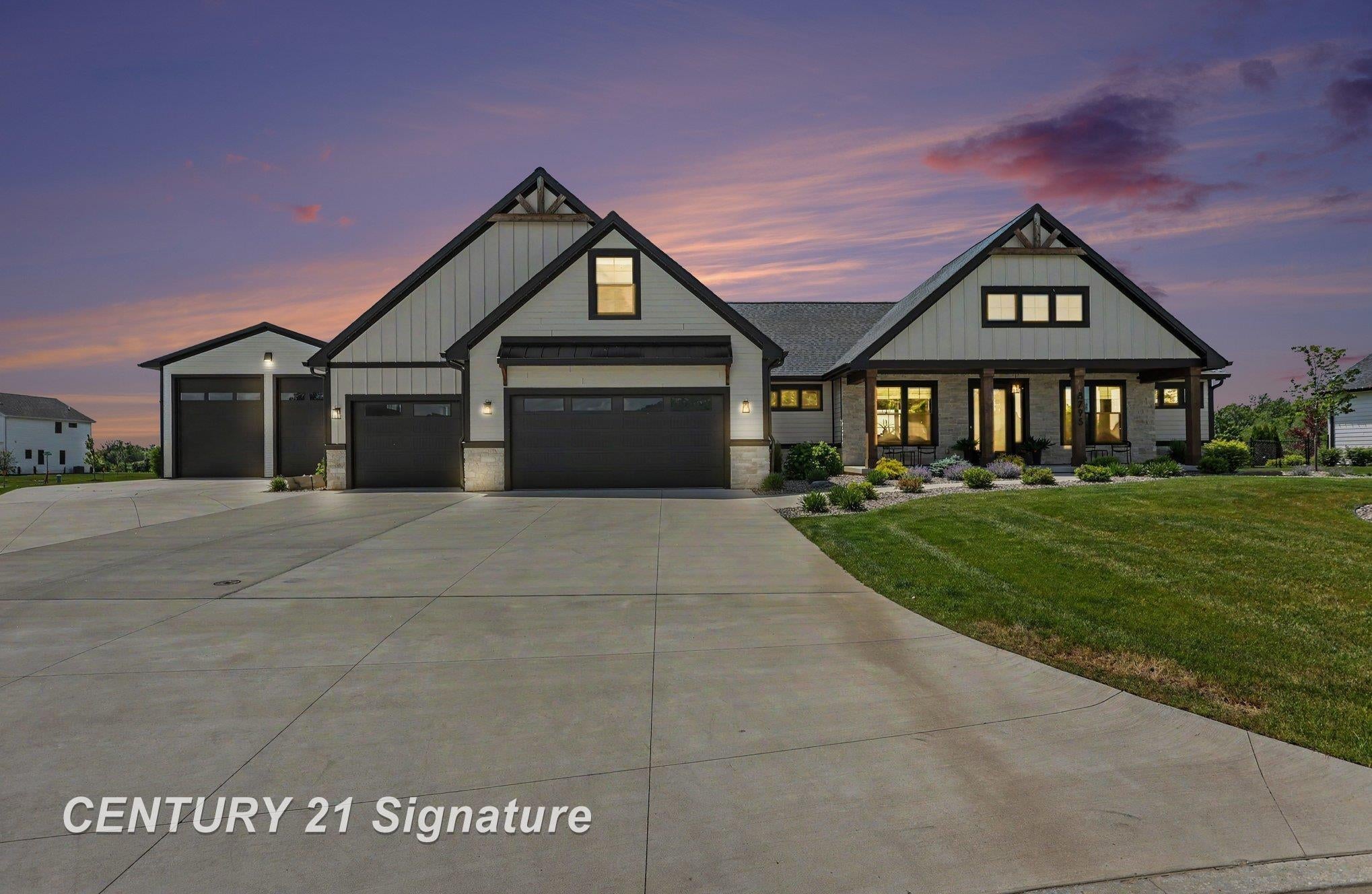 8795 Copper Court