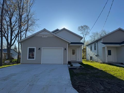 1966 Dowd Street Muskegon City MI 49441