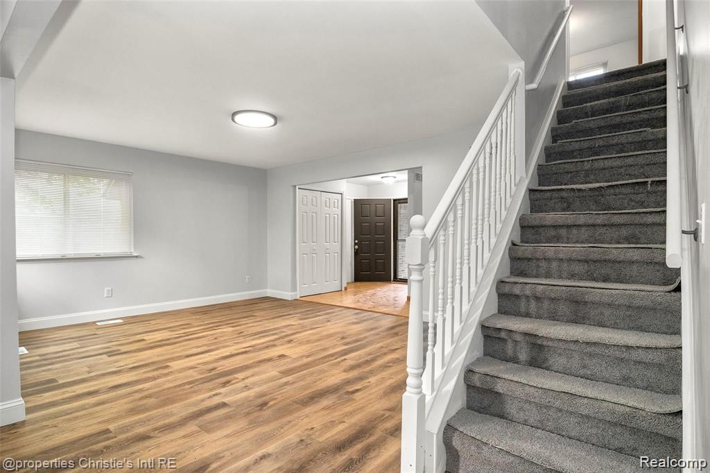 21385 Deerfield Drive