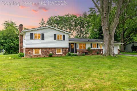 Photo of 7093 Stonebrook Road, West Bloomfield Charter Township, MI 48322 (MLS # 20261046208)