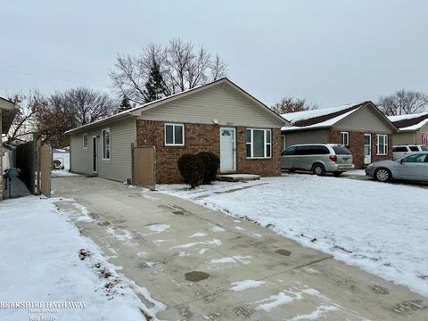 19790 E 14 Mile Road Roseville City MI 48066