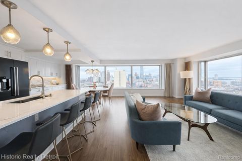 1300 E Lafayette 1812 Detroit City MI 48207