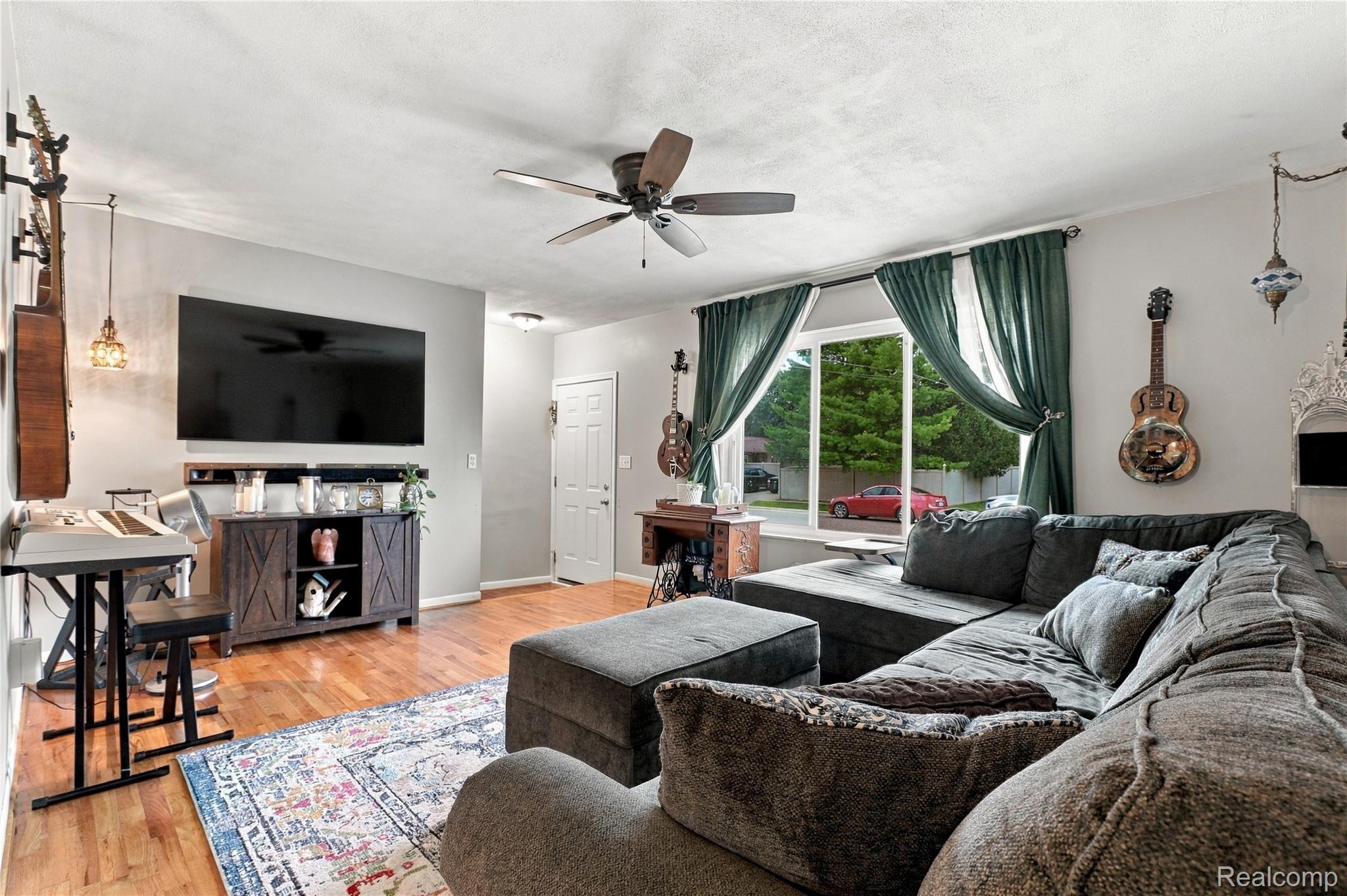 5142 Daval Drive