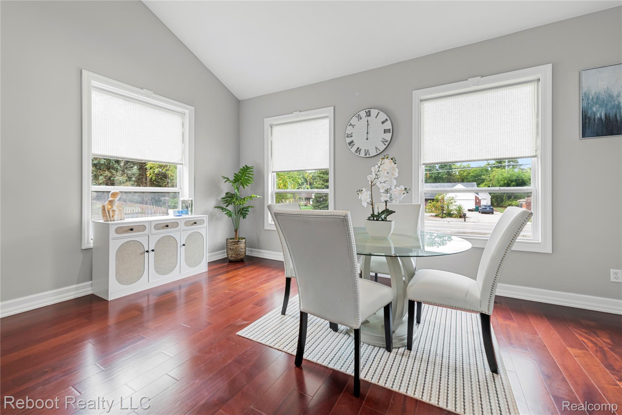 5322 Clintonville Road