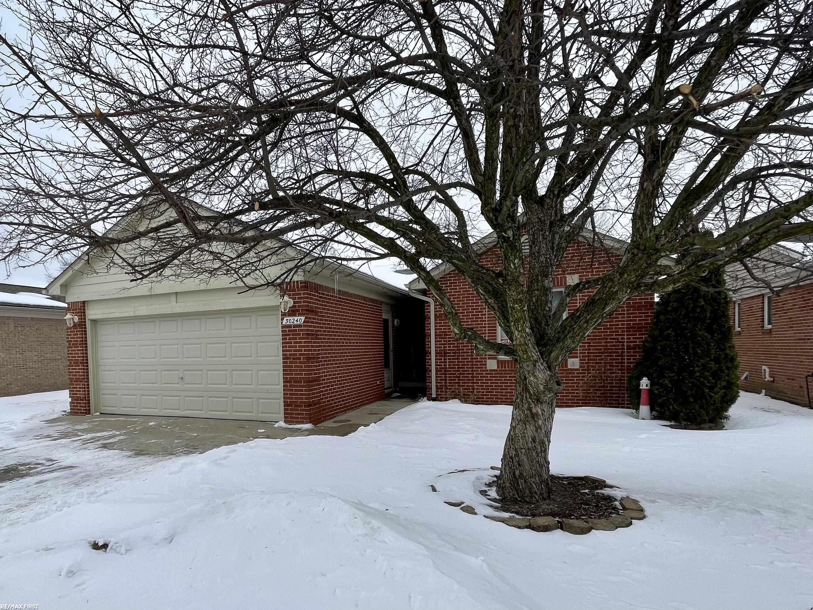 30240 Madison Avenue