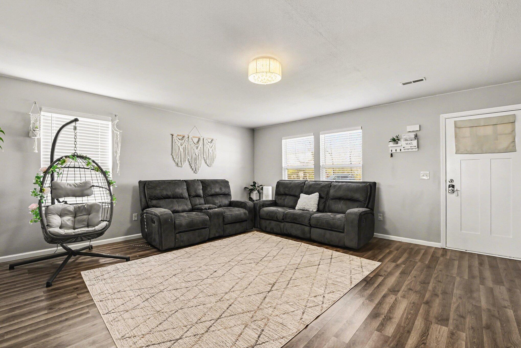 5756 Buchanan Avenue SW