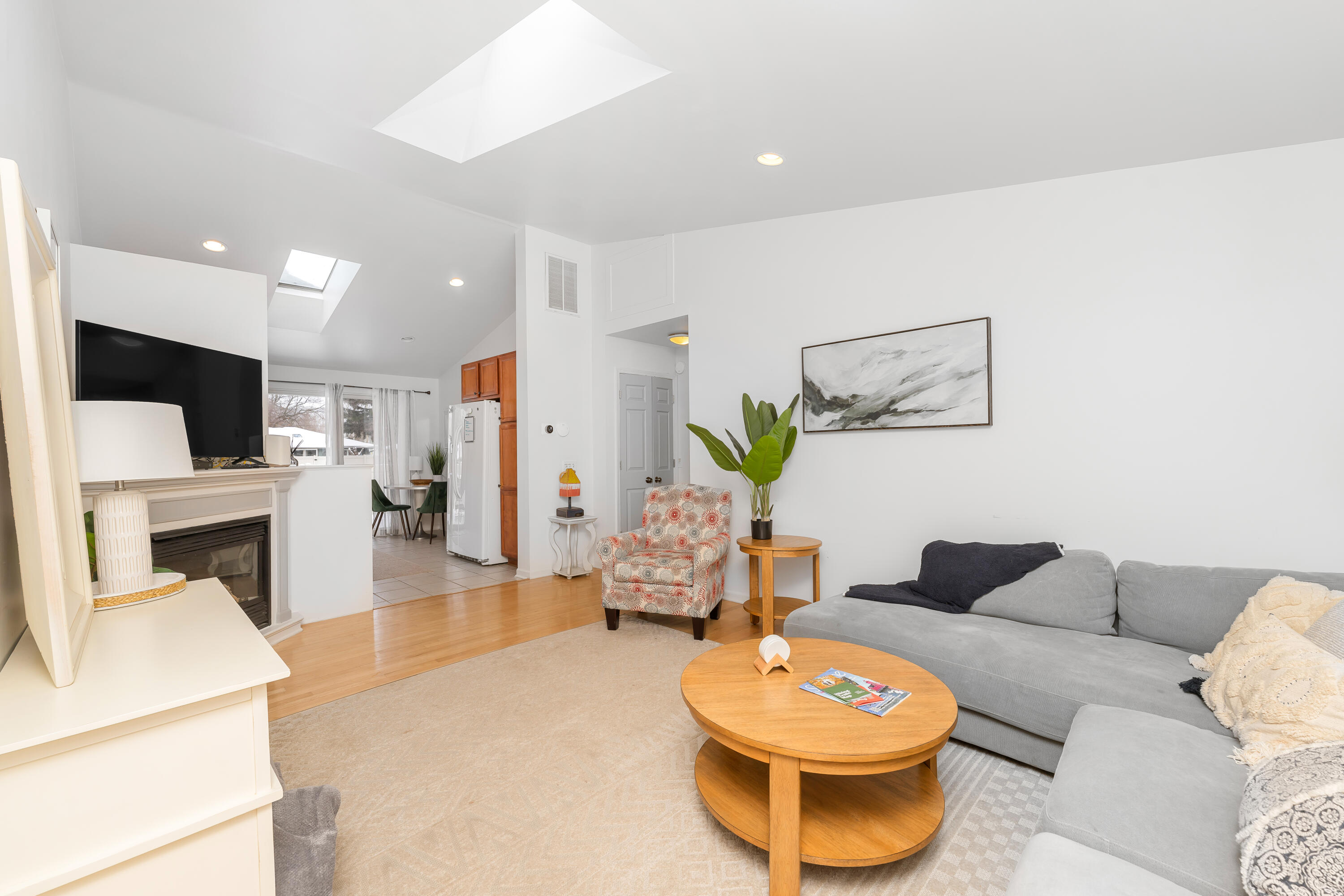 424 Fremont Street 6