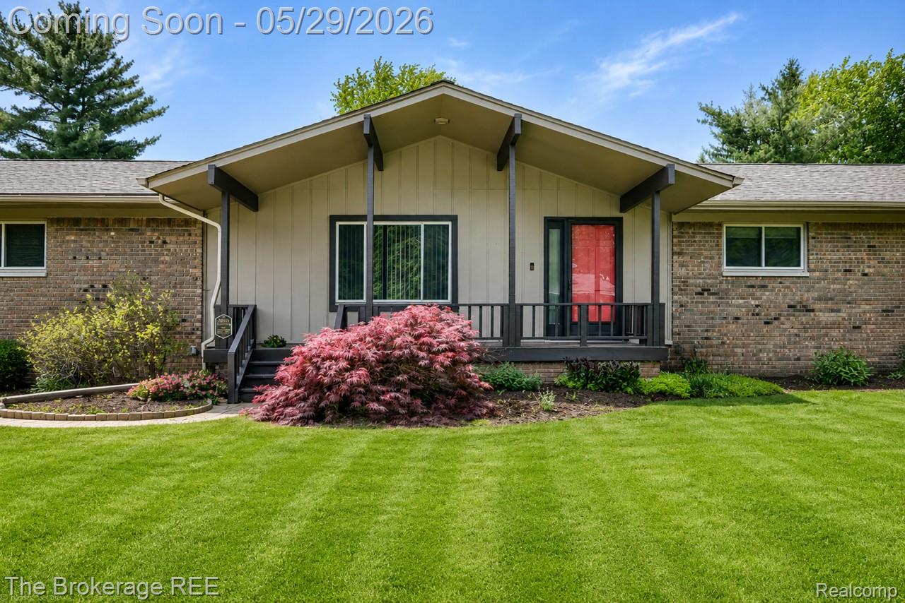 6933 Hubbard Hills Drive