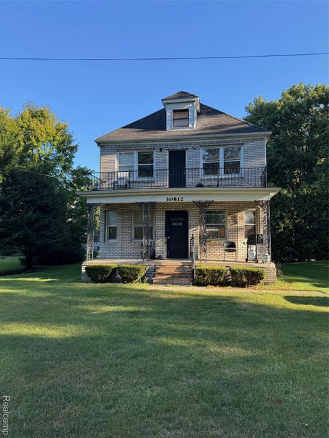 30812 Fink Avenue Farmington City MI 48336