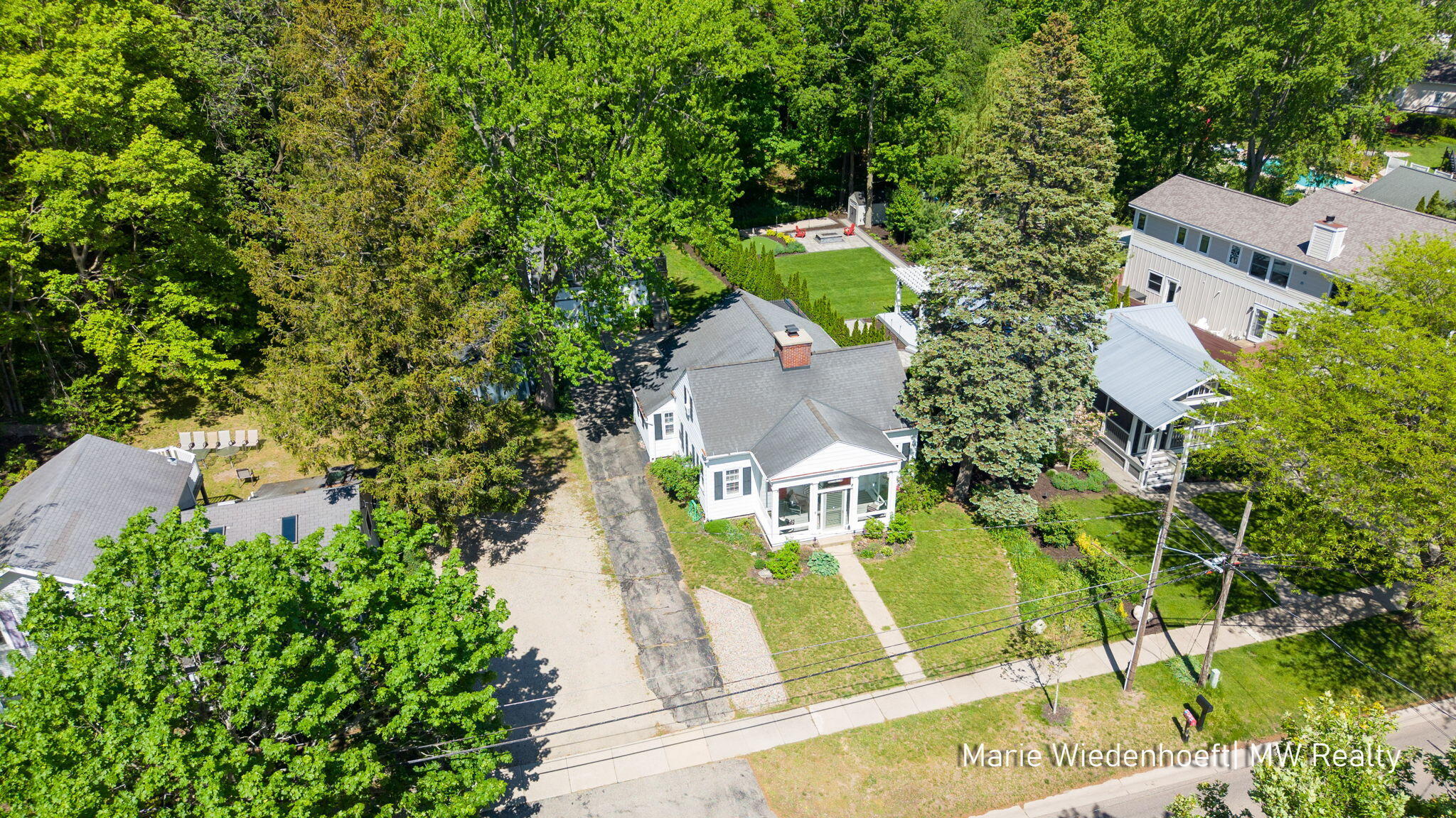 722 Lake Street