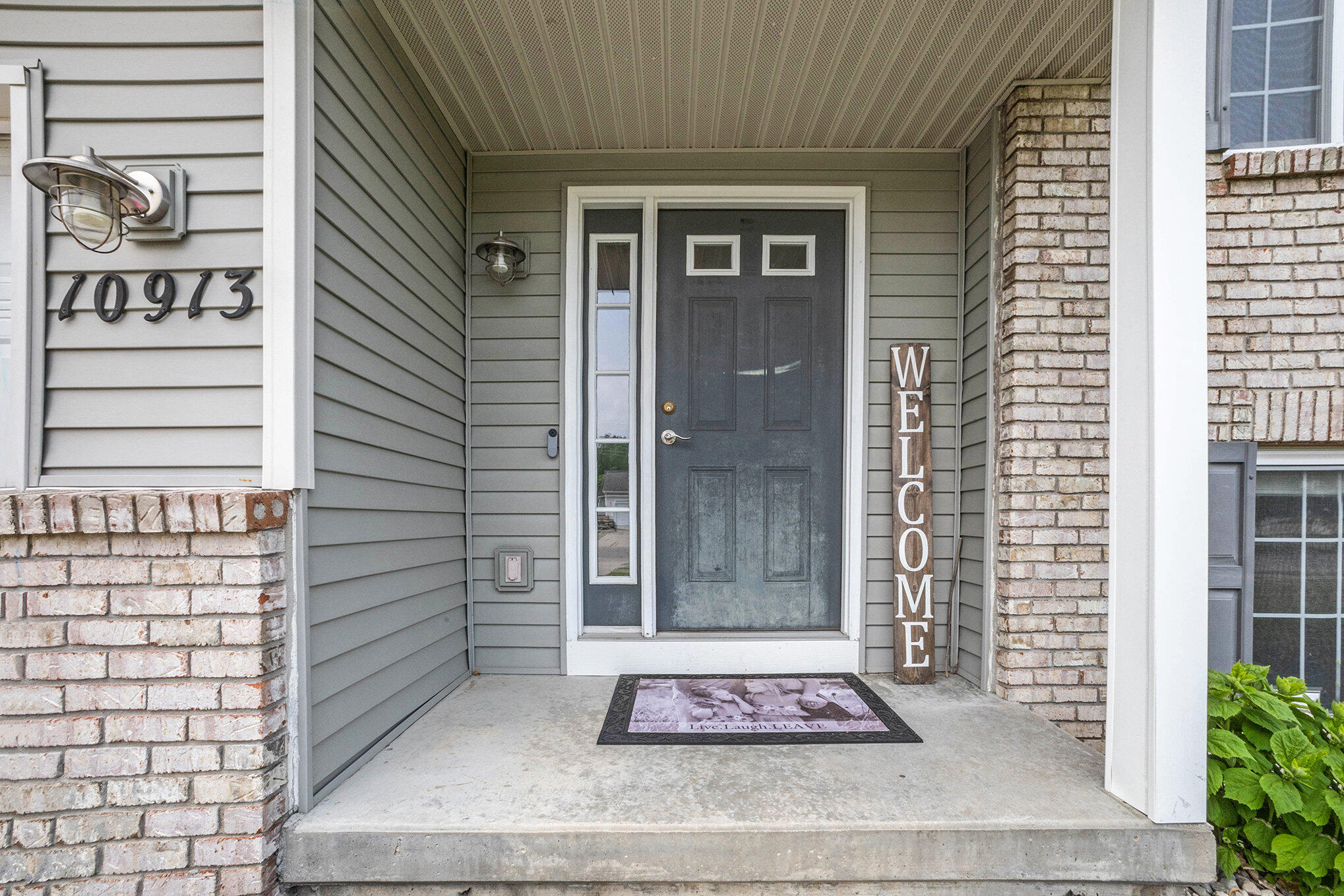 10913 Douglas Drive