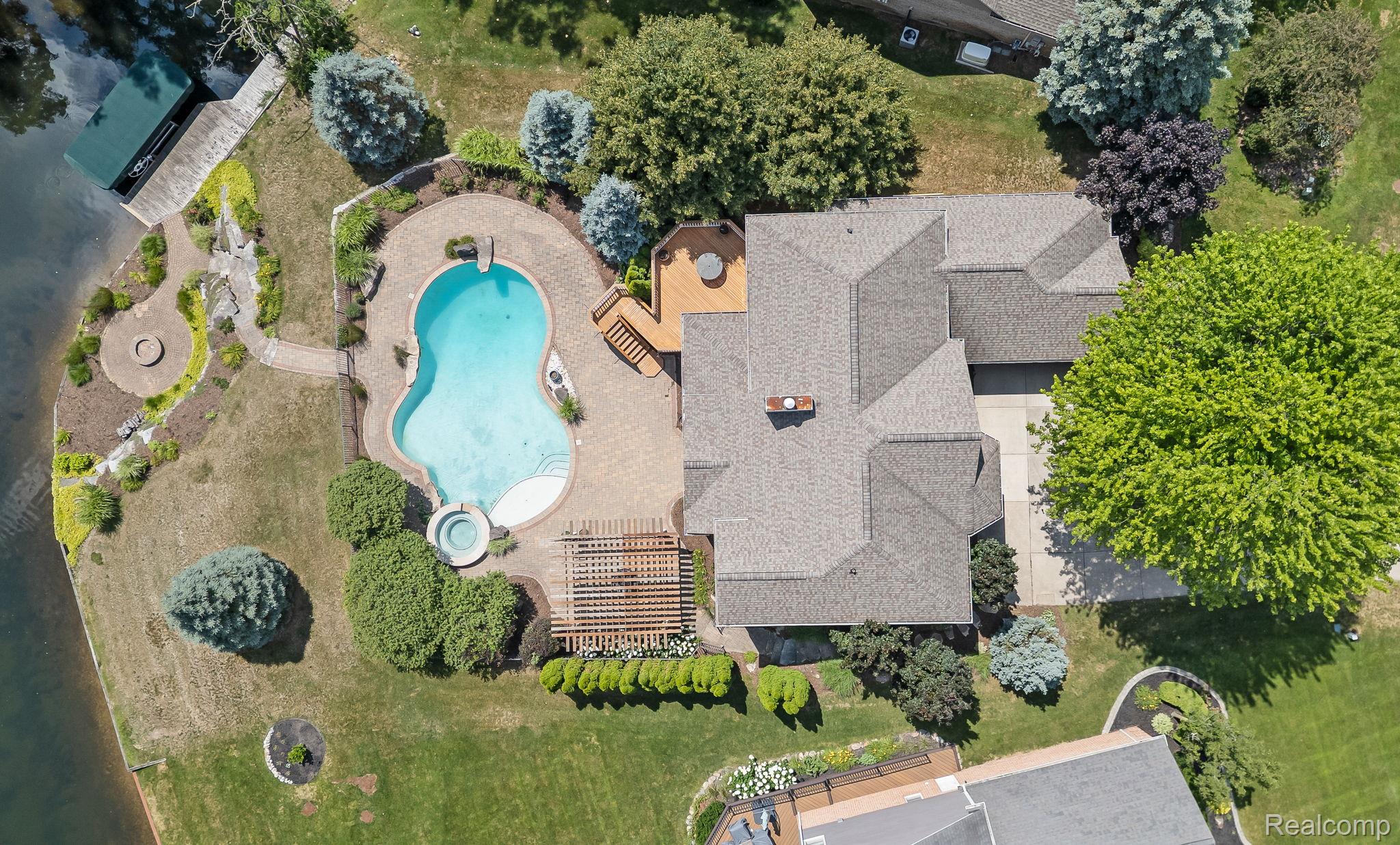 1257 Lake Shore Boulevard