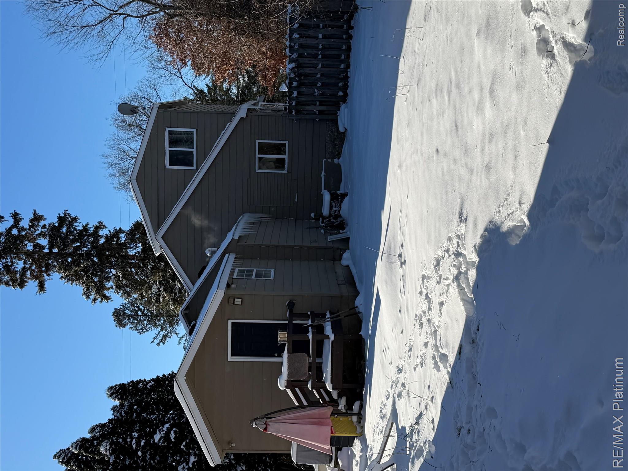 3426 Maple Ridge