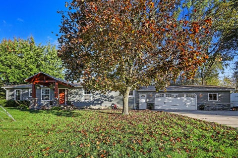 Photo of 11555 60th Street SE, Lowell Charter Township, MI 49302 (MLS # 65026055831)
