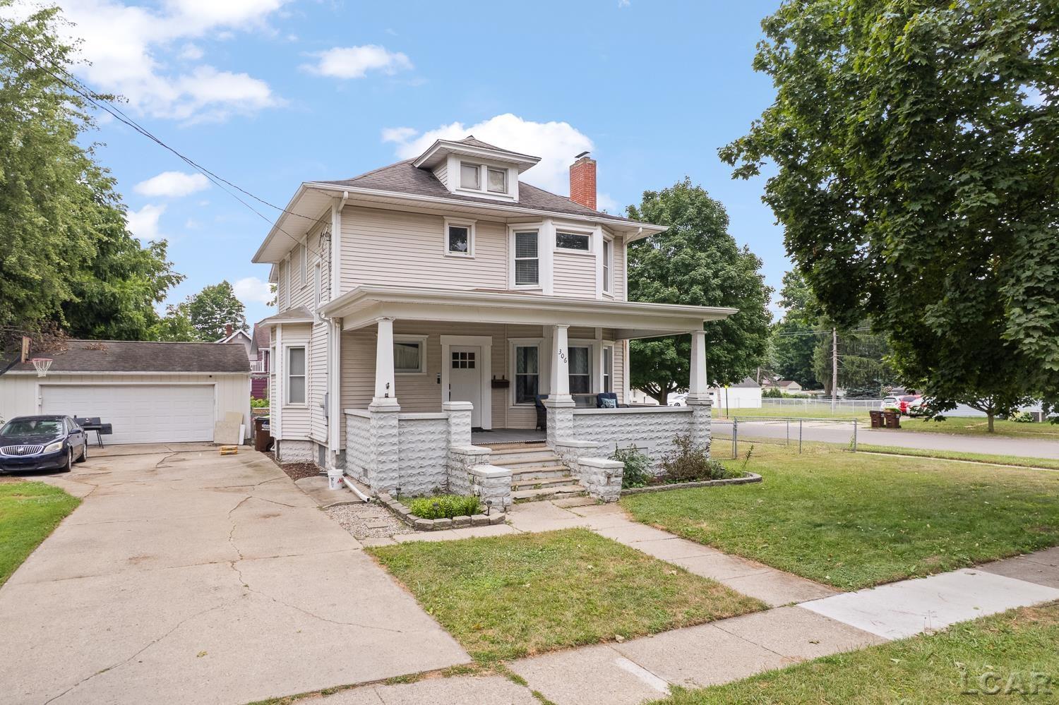 306 N McKenzie Street