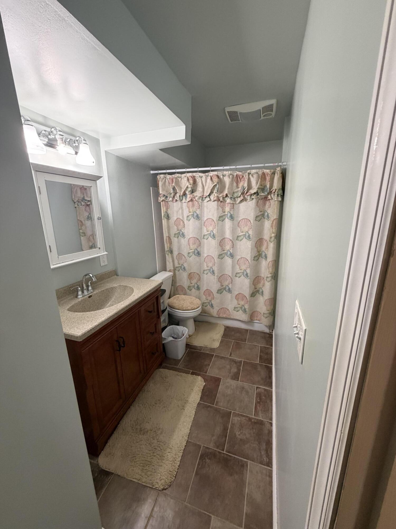 742 W Kilgore Road 106