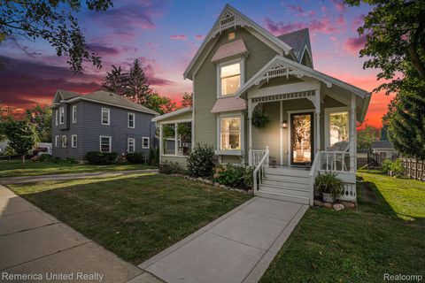 310 S Grand Avenue Fowlerville Village MI 48836