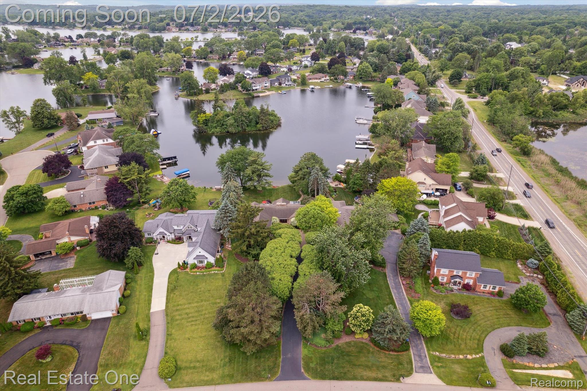 5161 Ledgewood Drive