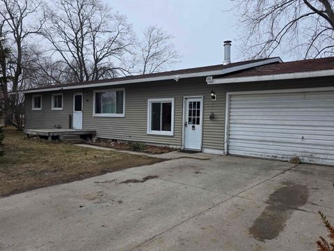 4669 McNichol Avenue Oscoda Charter Township MI 48750
