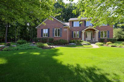 3531 Stoneridge Court Commerce Charter Township MI 48382