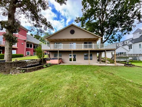 68738 S S Shore Drive Ontwa Township MI 49112