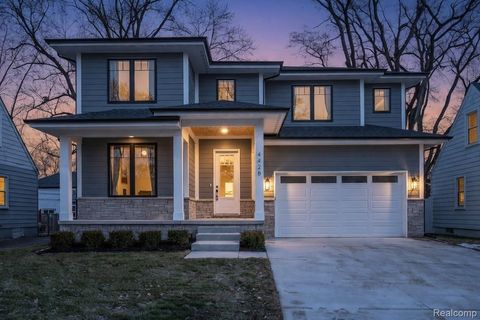 4428 Tonawanda Avenue Royal Oak City MI 48073