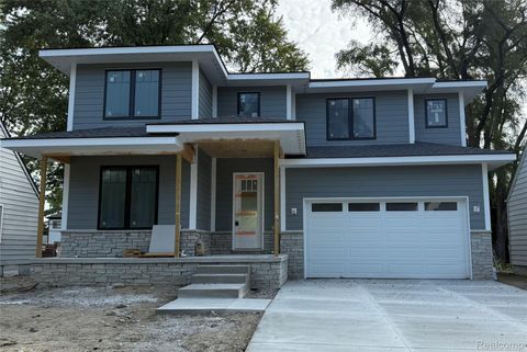 4428 Tonawanda Avenue Royal Oak City MI 48073