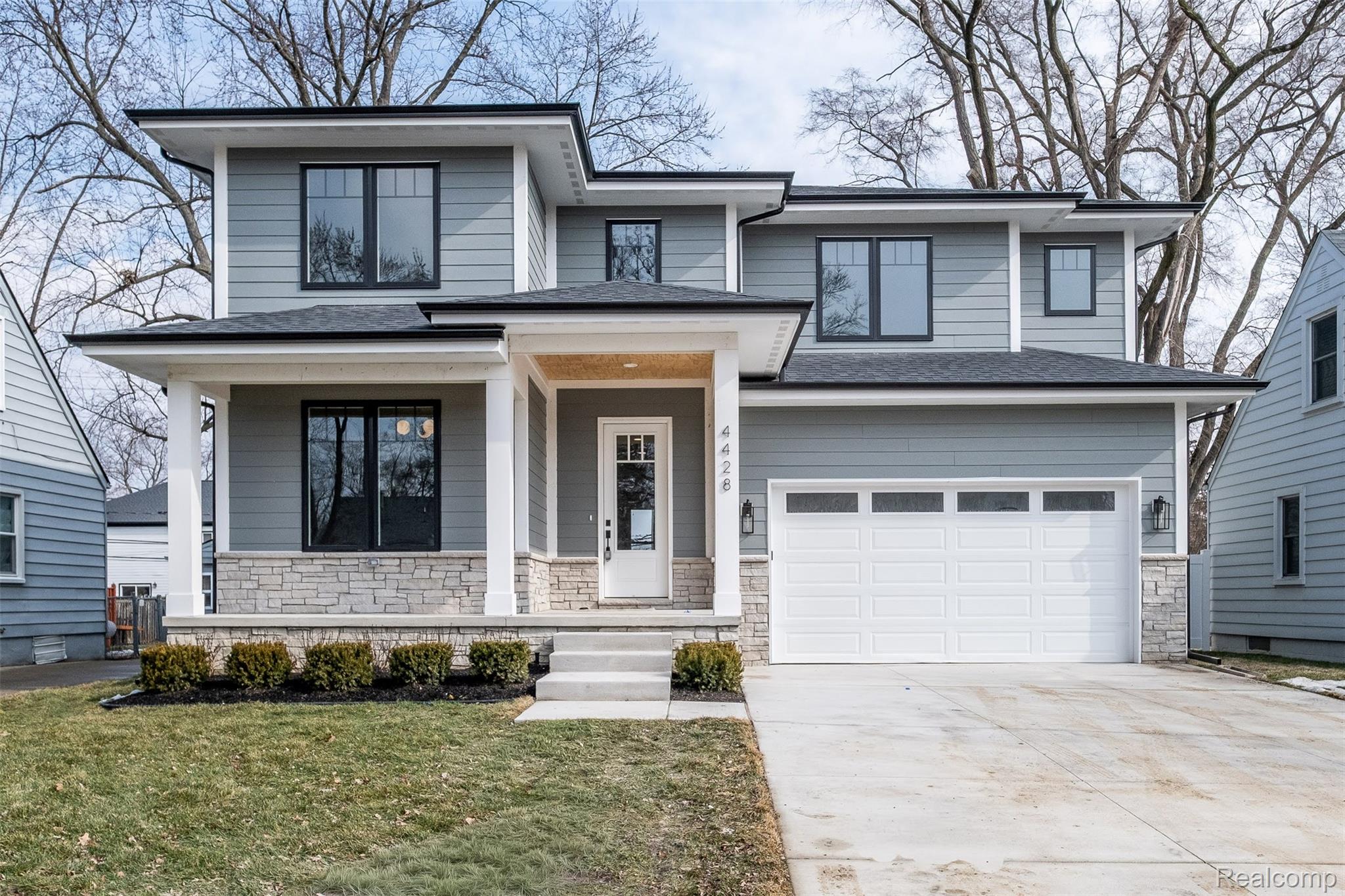 4428 Tonawanda Avenue